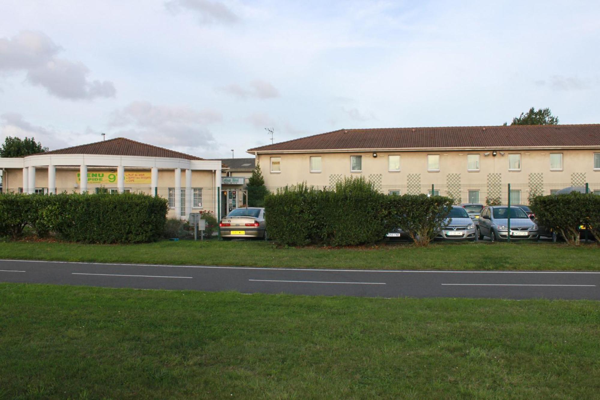 Logis Cottage Hôtel Calais Exterior foto
